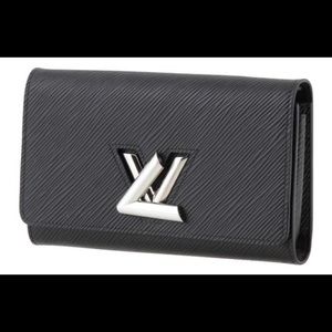 Louis Vuitton Twist Chain Wallet black leather bag